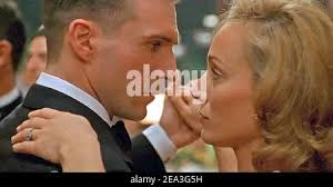 Kristin Scott Thomas, Juliette Binoche, Paul Zaentz, Ralph Fiennes, Julian  Wadham Fuß einen roter Teppich für "Der englische Patient