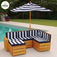 With clean lines and modern elegance, parents love this set style name: Kidkraft Outdoor Table Novocom Top