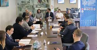 Az élet előbbre való, mint az elvek. G Fodor Gabor Merce