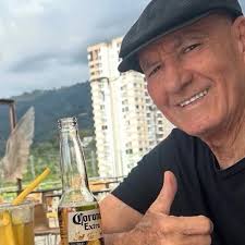 Buen día. No quiero perder tu tiempo, sólo quiero hacerte una pregunta  rápida. ¿Está casado?