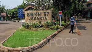 Maybe you would like to learn more about one of these? Persiapan Smk Negeri 57 Jadi Tempat Tinggal Tenaga Medis Covid 19 Foto Tempo Co