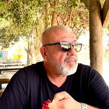 Mezitli Atatürk mahallesi Muhtar Badegul kaptan hanım ile önceki dönem  Mezitli Belediye meclis üyemiz Fuat Degerin evliliğe ilk adım olan nişan  yüzükleri takıldı hayırlı olsun