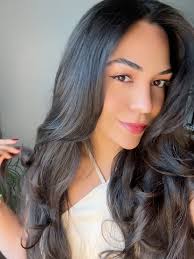 Life lately in pixels— no context, just vibes 💐🧖🏽‍♀️💅🏽🩶👙🐠☘️🐶  🏋🏻‍♀️