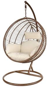 Un Fauteuil Oeuf Suspendu Au Jardin Fauteuil Oeuf Suspendu Fauteuil Oeuf Loveuse Suspendue