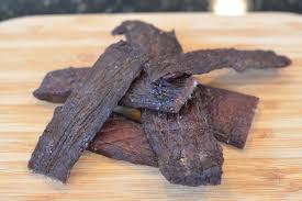 When i make ground beef jerky i use 96% lean / 4% fat meat. Watch How To Make Homemade Beef Jerky For Backpacking