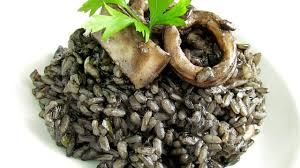 Como cocinar arroz negro (c) delicias y sabores suscribete a nuestro canal y comparte ! Cocina Con Carmen Arroz Negro Con Calamares Y Sepia Facebook