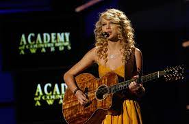 She is clapping back in the smartest way i think she's ever clapped back. Taylor Swift Shares Track List For Fearless Taylor S Version Teen Vogue