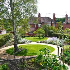 Small Gardens Circles Jo Alderson Phillips Circular Garden Design Circular Lawn Garden Design Pictures