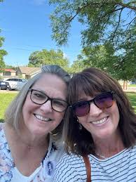 I would love to hear from anyone who remembers me from Linwood High School  days 😁