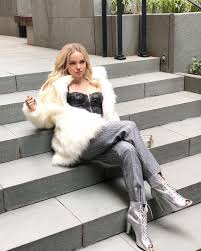 Reddit The Front Page Of The Internet Dove Cameron Dove Cameron Style Cameron Wear a mask and stream #webelong for clear skin. dove cameron style