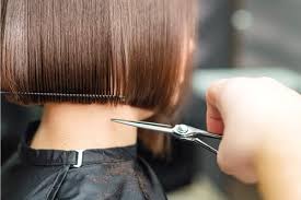 The key to a great cut and style for this face shape is to create the illusion of length by opting for cuts with angles and colors that pop, creating height at the crown, or playing up other features, such as the eyes. What Face Shape Suits A Bob Haircut Stylecheer Com