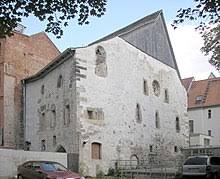 Peter in erfurt, right above the latrine pit of the monks. Erfurt Wikipedia