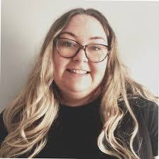 Vicky Monk's Instagram, Twitter & Facebook