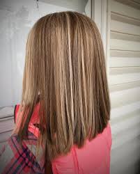 And the hair color is…brown with blonde highlights, also known as bronde. Chunky Highlight Hair Ideas Stylebistro