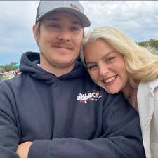 Where to find a bakery that sells whole key lime pies made to order in  Chesapeake?