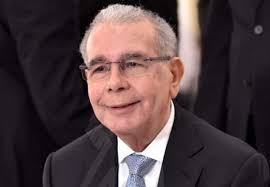 Danilo Medina cambia de parecer y ahora dice quiere continuar en la  presidencia PLD