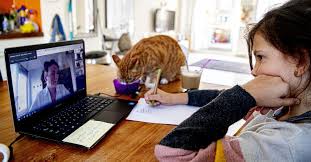 Immutata stima e piena fiducia in un presidente capace, perbene, e in grado di guidare con equilibrio il paese nei mesi piu' duri della sua storia recente. Conte Scuola On Line Opportunita A Settembre Presenza Azzolina Mobilitiamo Risorse Per 4 Mliardi Il Sole 24 Ore