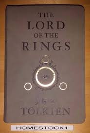 The Lord Of The Rings Deluxe Edition By J R R Tolkien Format Hardback 1216 Pages Dimensions 152 4 X 213 36 X 60 96mm Lord Of The Rings Tolkien Lord
