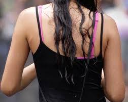 visible bra straps | Lessons from Leslie