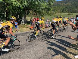 Квятковский и карапас завершили этап в обнимку. File 15e Etape Tour France 2020 Route D30 Brenaz Arviere En Valromey Fr01 2020 09 13 33 Jpg Wikimedia Commons