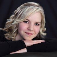 Elise Yates's Instagram, Twitter & Facebook