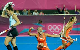 En la cuenta regresiva para el inicio de los juegos olímpicos, los seleccionados se trasladaron de sakai a tokio e ingresaron a la villa olímpica. Xxx Juegos Olimpicos Londres 2012 Argentina Se Queda Con Medalla De Plata En Hockey Femenino Puro Tip Articulos Y Publicaciones Masters Y Cursos