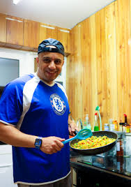 Heat 1 tbsp oil in a large frying pan and cook the onion and garlic for 5 minutes, until softened. Classic Spanish Paella Recipe