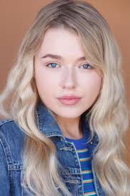 Welcome to Wunderlawn (Short 2024)