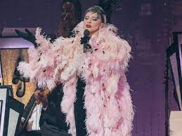 Lady Gaga desea cantar junto a Bad Bunny