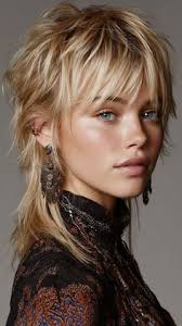 Lori Bohn (queendude)