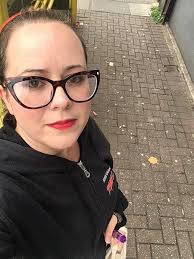 Sparks: cash, matthew, chalmers, calum, bailey, pippa, germany, peter,  hartwell, ash, jones, lex h, law, christopher, baum, c h, hill, samantha,  dehaney, em: 9781975912260: Amazon.com: Books