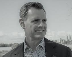 Guy Vincent, CEO Dutjahn Sandalwood Oils Pty Ltd — UEBT