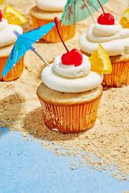 If you opt for an edible gift for your mom for this mother's day, why not preparing a huge box of cupcakes which will surely please her. 15 Best Mother S Day Cupcake Ideas Easy Cupcake Recipes For Mother S Day