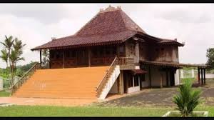 Sesuai dengan namanya, atap rumah adat berbentuk limas dengan arsitektur panggung sederhana. Rumah Adat 34 Provinsi Di Indonesia Gambar Dan Penjelasannya