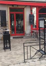 Sur la place de l'Ave maria ... un petit cocon