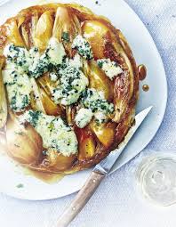 Tarte Tatin Aux Endives Poires Et Stilton Pour 4 Personnes Recettes Elle A Table Recette Endives Recettes De Cuisine Tarte Tatin