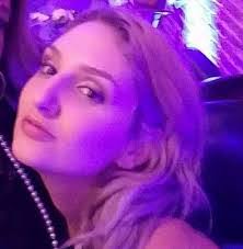 Elisa Urban's Instagram, Twitter & Facebook