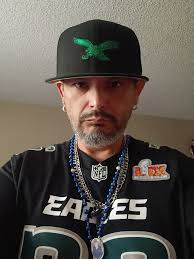 Falcons fan introduces himself and twin brother