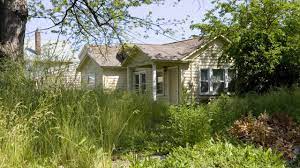 9 Common Hoa Violations And How To Avoid Them Bankrate