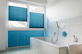 Das badezimmer ist der raum in deinem haus, in dem die privatsphäre besonders wichtig ist. Sonnenschutz Fur Bad Kuche Feuchtraume Mhz Hachtel Gmbh Co Kg Pressemitteilung Lifepr