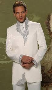 Ihre hochzeit ist einzigartig und der wohl schönste gesellschaftliche anlass, zu dem sie in ihrem leben einladen werden. Reinweiss Elegante Hochzeit Abends Herren Anzug Zwei Shirt Manishka Mit Brosche