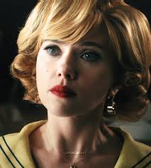 Fly Me to The Moon Scarlett