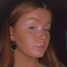 Lauryn Reid Gallagher (@laurynreid89)