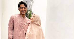 Apalagi sang suami arya saloka juga kariernya tengah naik daun di dunia hiburan berkat perannya sebagai aldebaran di sinetron ikatan cinta. 7 Potret Keluarga Bahagia Arya Saloka Dan Putri Anne Popmama Com
