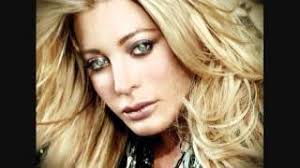 Powerhouse pop star tells it from the heart