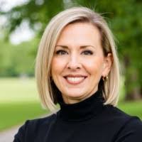 Shara Ross's Instagram, Twitter & Facebook