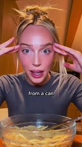 Alex Cooper Pasta Review #alexcooper #pasta #pastatiktok #callherdaddy  #noodles