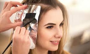 Aug 19, 2014 · come schiarire i capelli neri in modo naturale. Schiarire I Capelli In Modo Naturale Tutte Le Ricette E I Consigli