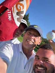 🚨 TROU D'UN COUP 🚨 🕊️ Hommage à Gérald Aubin 🕊️ Félicitations à Louis  Aubin qui a réalisé un trou d'un coup au trou #16. 😇 Son père Gérald  ,membre fondateur, repose