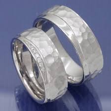Ausgefallene Trauringe Aus 585 Weissgold P2117423 Trauringe Hochzeitsringe Weissgold Manner Ringe